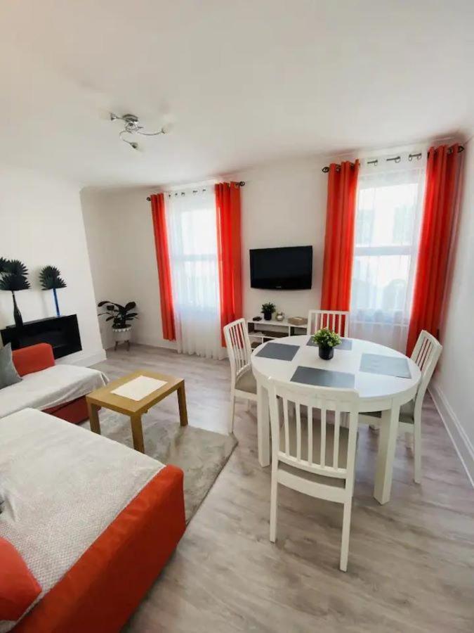 Castle View 2 Bedroom Apartment In Town Centre Hastings Eksteriør bilde